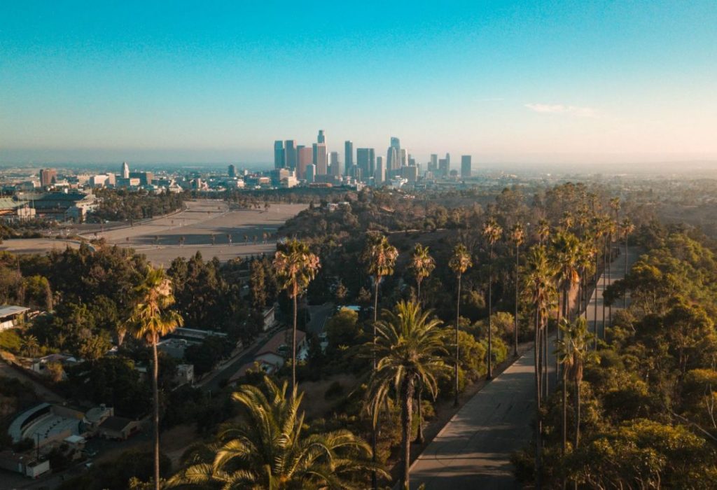 los-angeles-air-quality-andy-feliciotti-z2fkN9iVg5Y-unsplash-1068x730